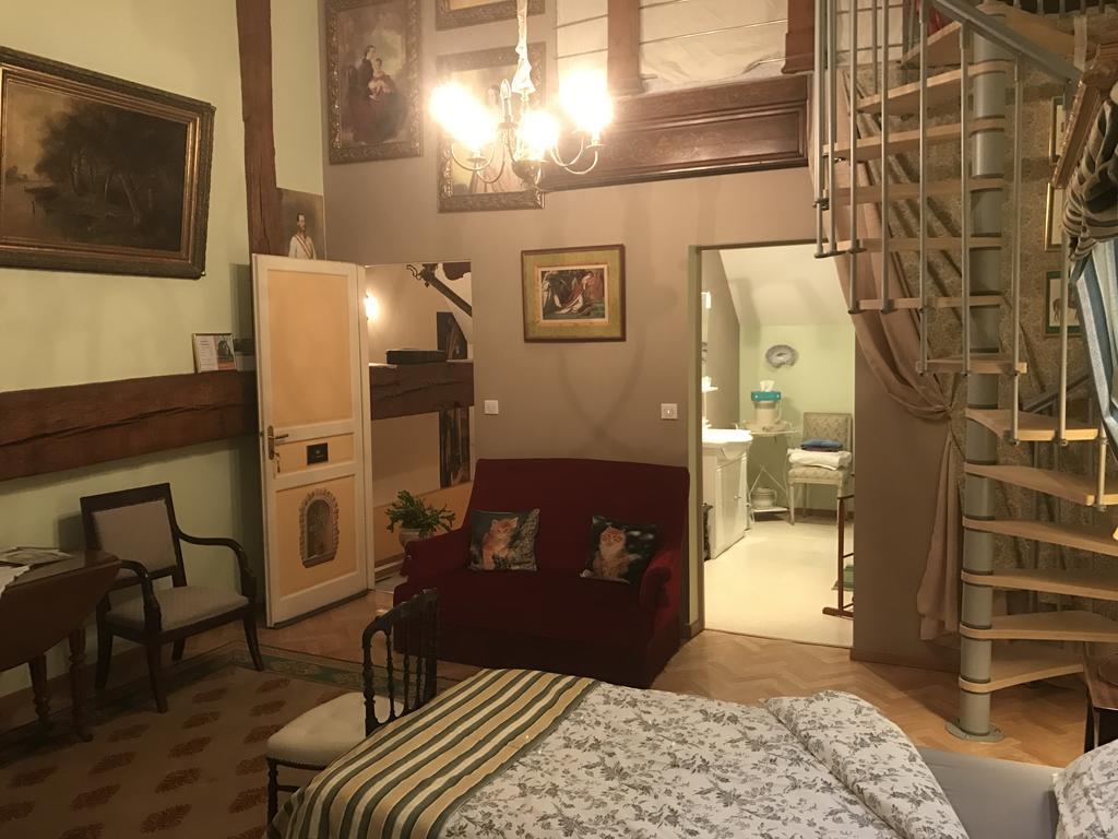 Residence La Beauceronne Ouarville Bagian luar foto