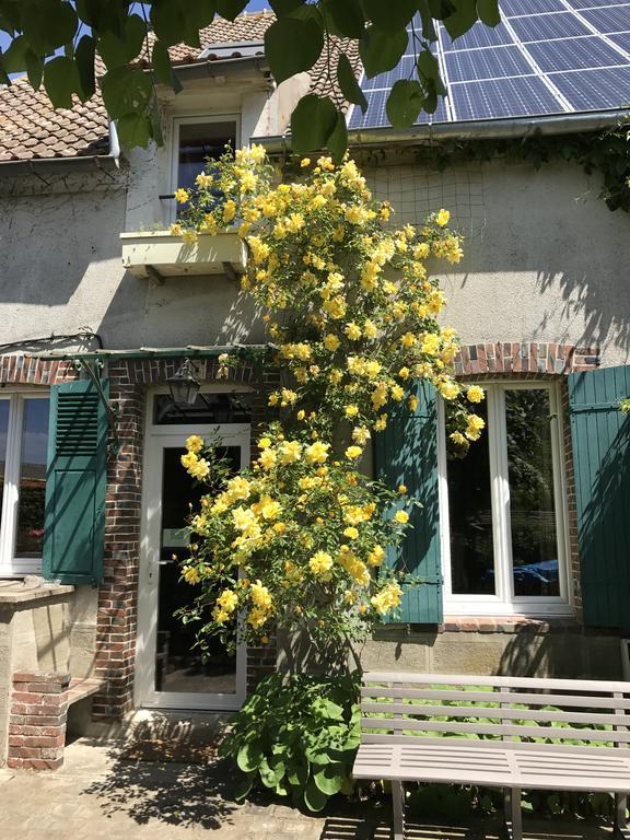 Residence La Beauceronne Ouarville Bagian luar foto