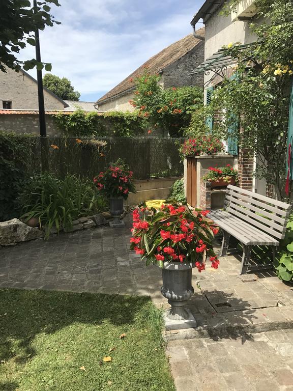 Residence La Beauceronne Ouarville Bagian luar foto